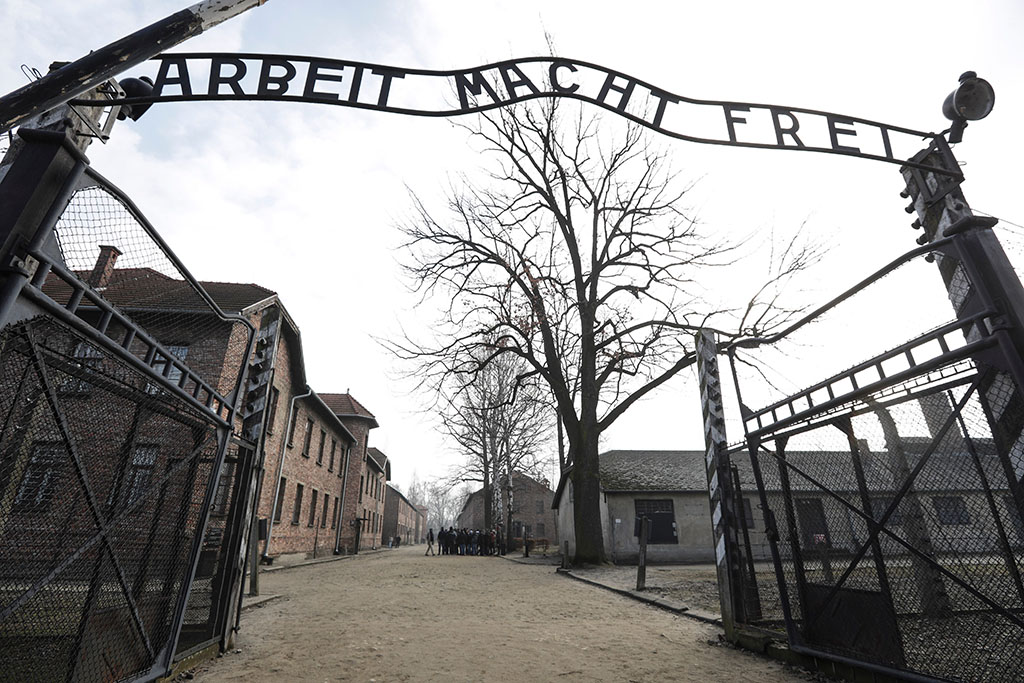 Lezing: "Leven met en na Auschwitz"" door Herman Teerhöfer