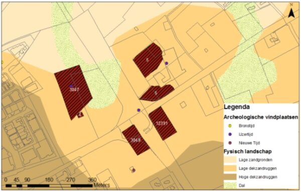 De archeologisch zeer waardevolle gebieden rond de Hees in Eersel geprojecteerd op het fysieke landschap met de aanwezige archeologische vindplaatsen. De nummers correspon¬deren met de monumentnummers.