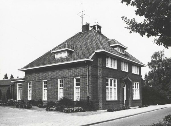 Eindhovenseweg 32, Steensel, 196x