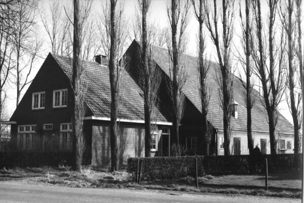 Oude Postelseweg 28, waarschijnlijk begin jaren zeventig. Foto HSK De Acht Zaligheden, collectie Dr. Kramer.