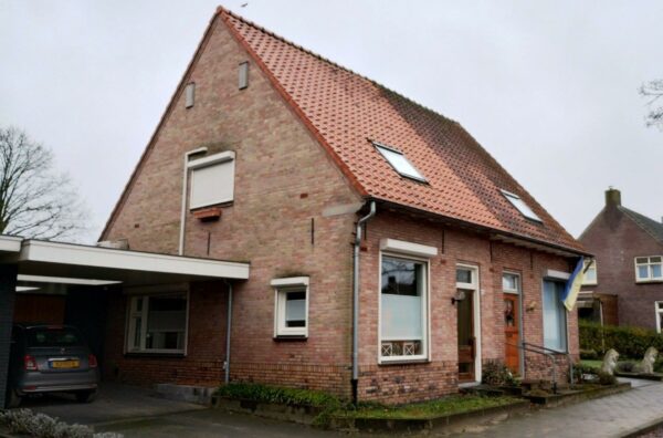 Eindhovenseweg 13 - 15. Foto Winfried Thijssen (2024-12).