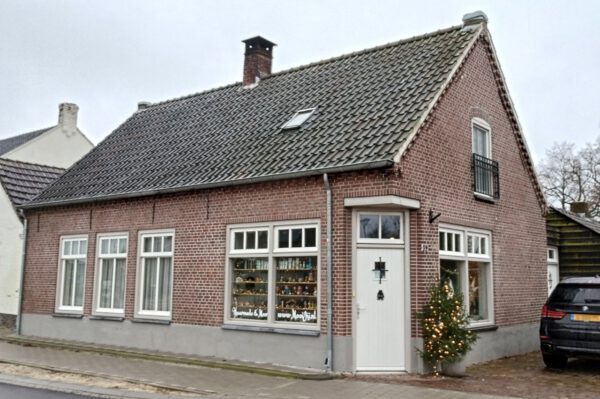 Eindhovenseweg 39. Foto Winfried Thijssen (2024-12).