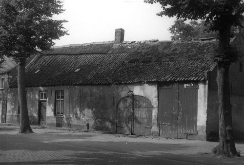 04 Eersel, Markt-west oneven nrs